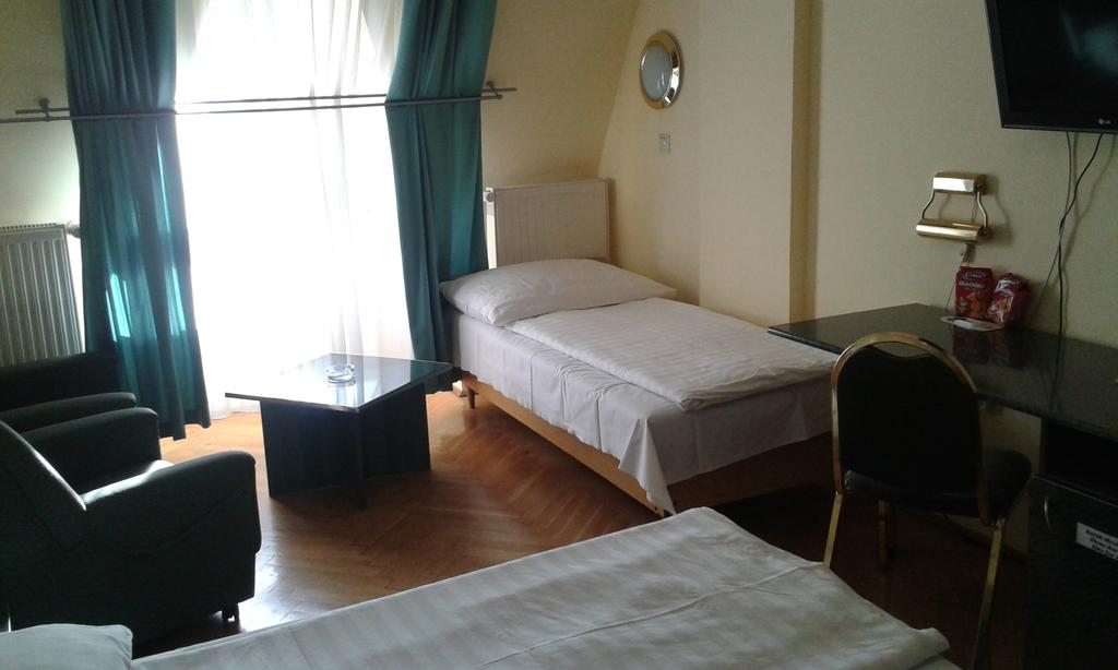 Image #8 - Hotel Bara - Budapest